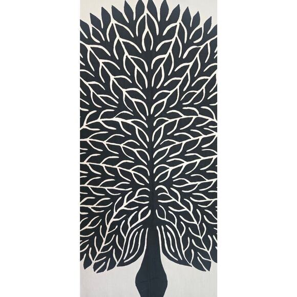Tilonia Wall Hanging Tree of Life Black/White Tapestry - Picture 4 of 5